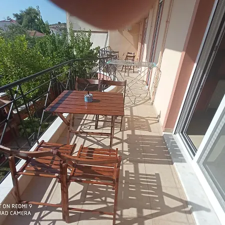 アパート Giorgos Lux ヴォロス