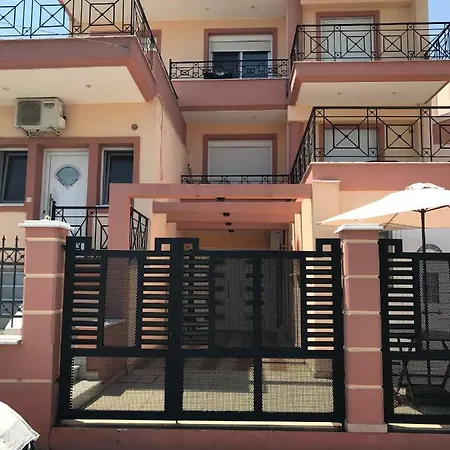 アパート Giorgos Lux *