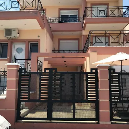 Apartament Giorgos Lux *